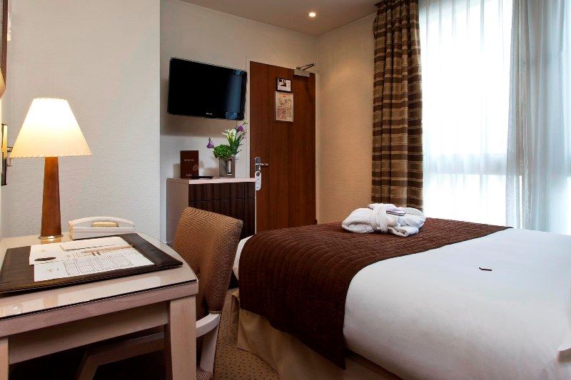 Hotel Le Pera Paris Dış mekan fotoğraf